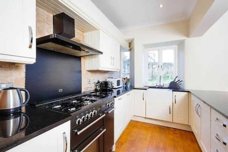 Spacious New Town Garden Flat Edimburgo 0*,